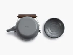 Barebones Geëmailleerde Theepot Donkergrijs -Kampeeruitrustingswinkel 77646 barebones enamel theepot stone grey