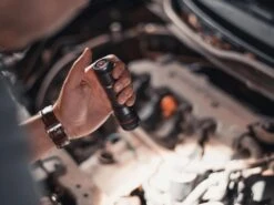 Nebo Newton 500 Zaklamp -Kampeeruitrustingswinkel 81447 nebo newton 500 zaklamp