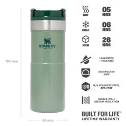 Stanley The NeverLeak Travel Mug 0,35 L Groen 8 Stanley The NeverLeak Travel Mug 0,35 L Groen -Kampeeruitrustingswinkel 82025 stanley the neverleak travel mug 035 l