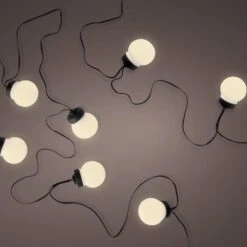 Decoris Lumineo LED Budget Milky Globe 7 Decoris Lumineo LED Budget Milky Globe -Kampeeruitrustingswinkel 95820 decoris led budget milky globe