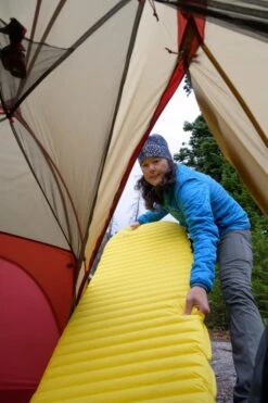 Therm-A-Rest NeoAir Xlite NXT Regular Wide Slaapmat Geel -Kampeeruitrustingswinkel 98968 therm a rest neoair xlite nxt regular wide slaapmat